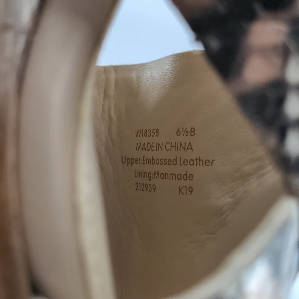 NWT COLE HAAN Snakeskin Leather Wedge Sandals